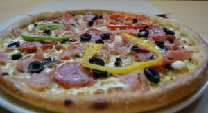 Pizza Quattro Stagioni Royal Timisoara
